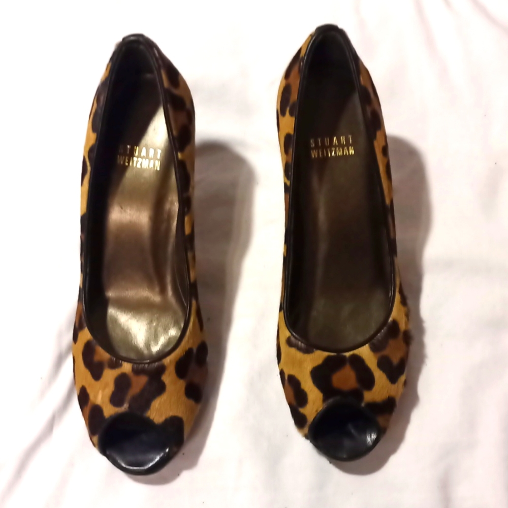 Woman's Stuart Weitzman Cheetah Print Heels Sz:7M